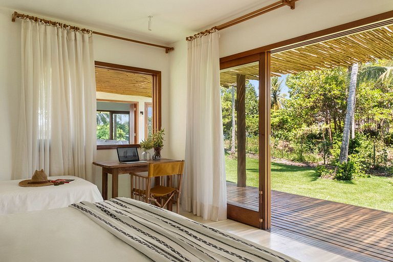 Paradise Between Sea and Lagoon