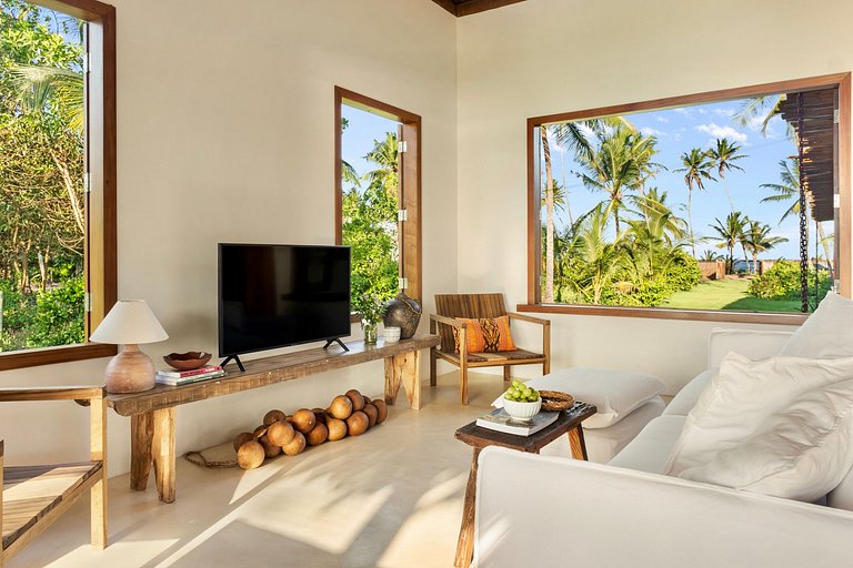 Paradise Between Sea and Lagoon