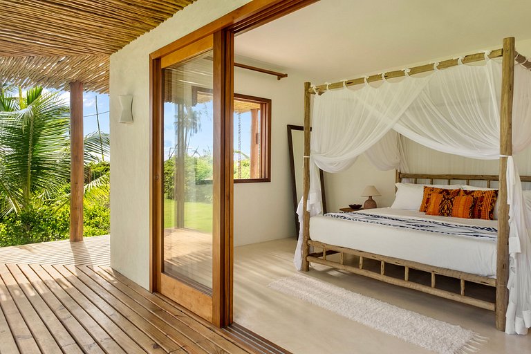 Paradise Between Sea and Lagoon