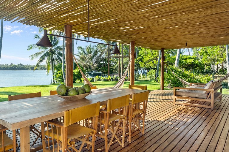 Paradise Between Sea and Lagoon