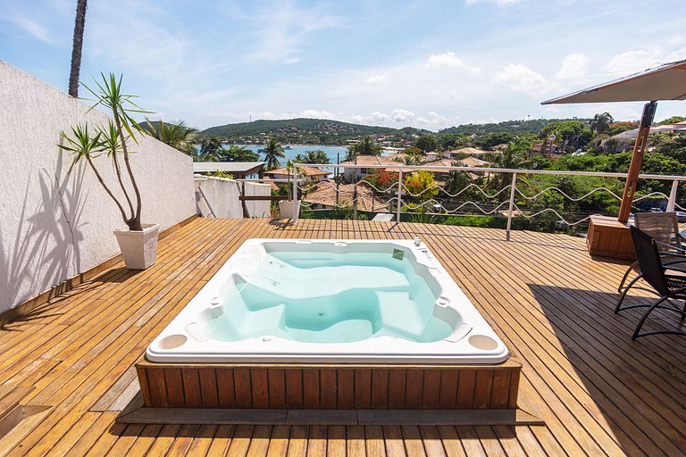 Casa com vista na Praia da Ferradura