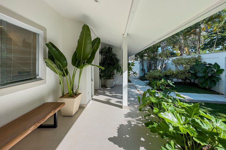 Beautiful Mansion in Barra da Tijuca
