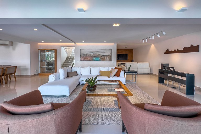 Beautiful Mansion in Barra da Tijuca
