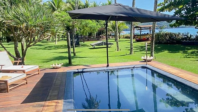 Luxury island villa in Ilha Grande