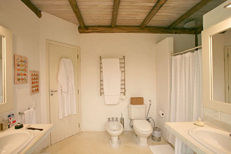 Luxury island villa in Ilha Grande