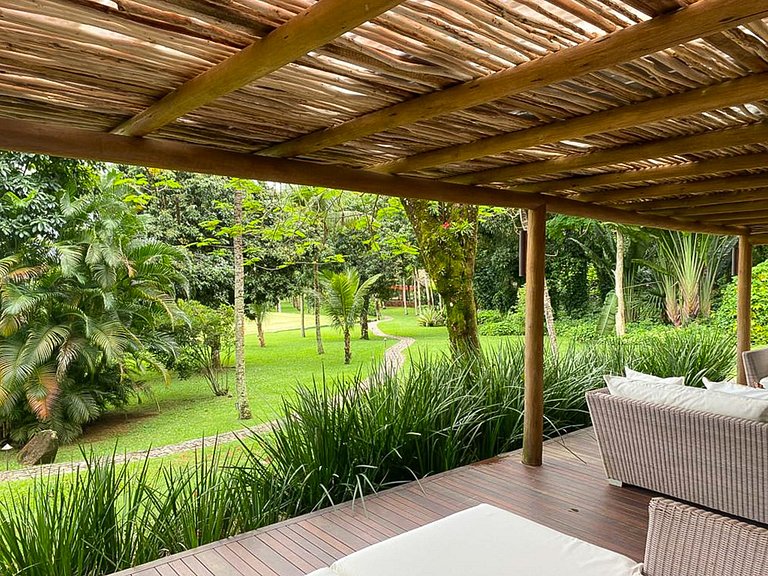 Mansão de 10 suítes em Ilha Grande