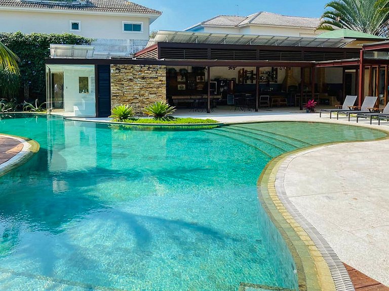 EN – Paradise Mansion in Barra da Tijuca