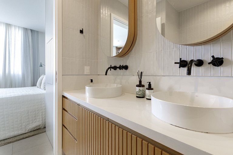 Luxury penthouse with pool in Leblon