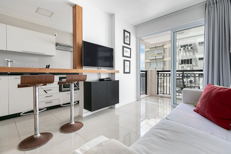 Exclusive 2-Bedroom Apartment in Ipanema