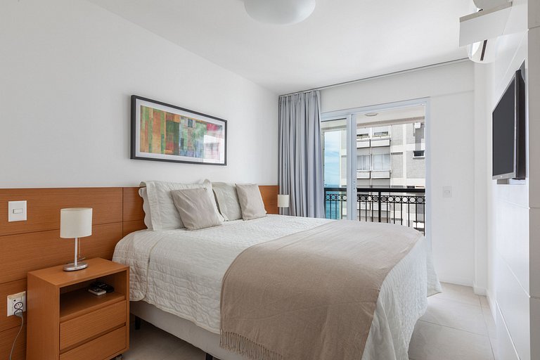 Exclusive 2-Bedroom Apartment in Ipanema