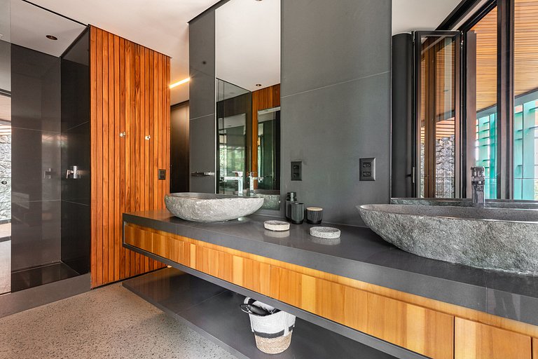 Архитектурная Жемчужина у Моря – Joa011