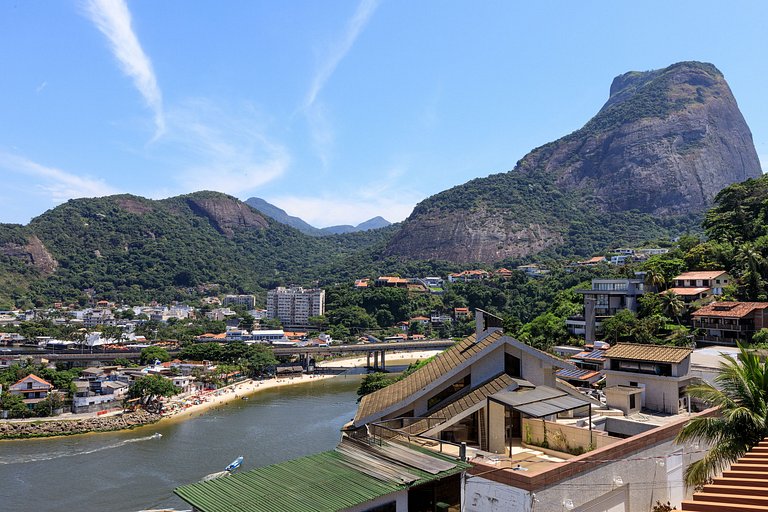 Шедевр с Видом на Океан – Joa012