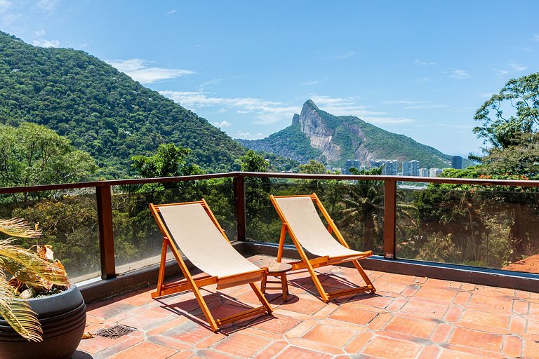 Refúgio Luxuoso em Meio à Natureza - Sco009