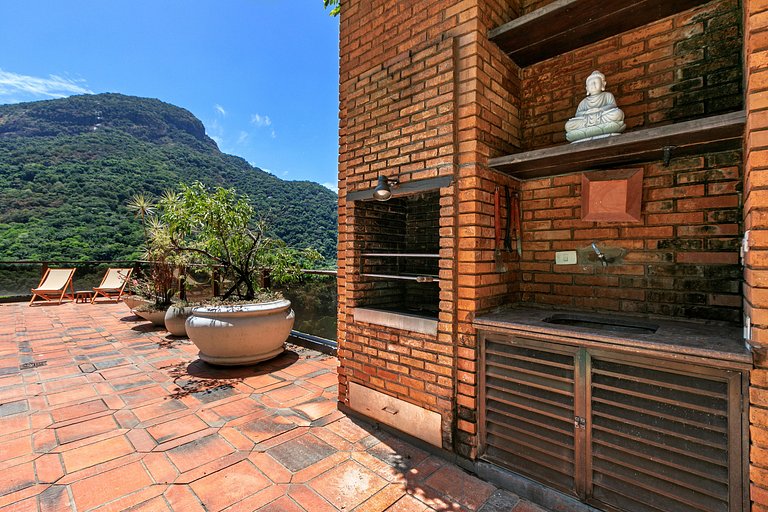 Refúgio Luxuoso em Meio à Natureza - Sco009