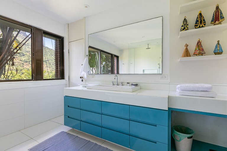 Refugio de Lujo Rodeado de Naturaleza - Sco009