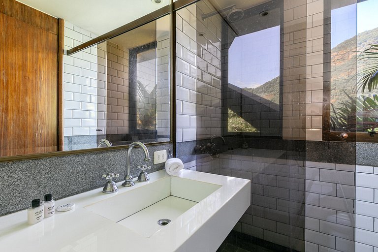 Refugio de Lujo Rodeado de Naturaleza - Sco009