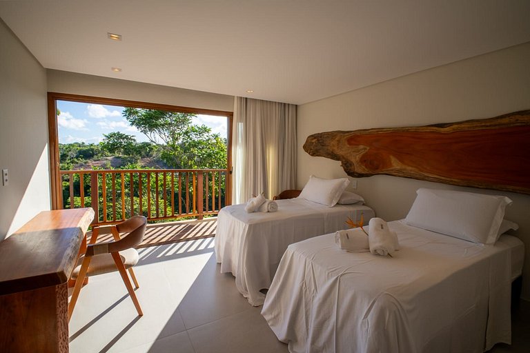 Casa de luxo em Arraial D'Ajuda - Adj002