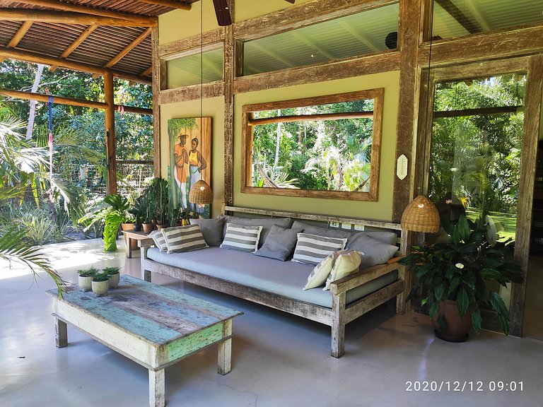 Luxurious villa between forest and sea in Trancoso
