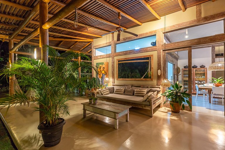 Luxurious villa between forest and sea in Trancoso