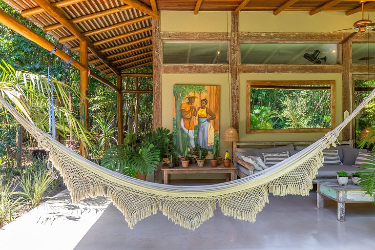 Luxurious villa between forest and sea in Trancoso