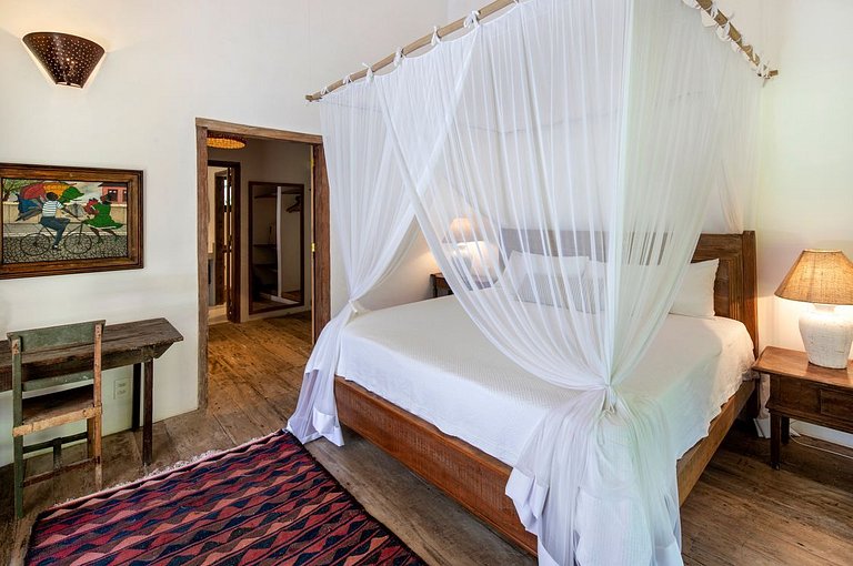 Pé na Areia com 8 Suítes em Itapororoca - Trc004