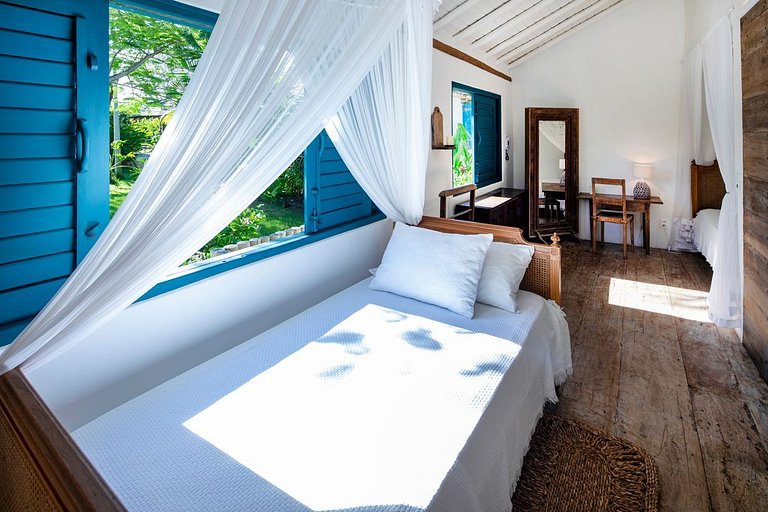 Beachfront with 8 Suites in Itapororoca - Trc004