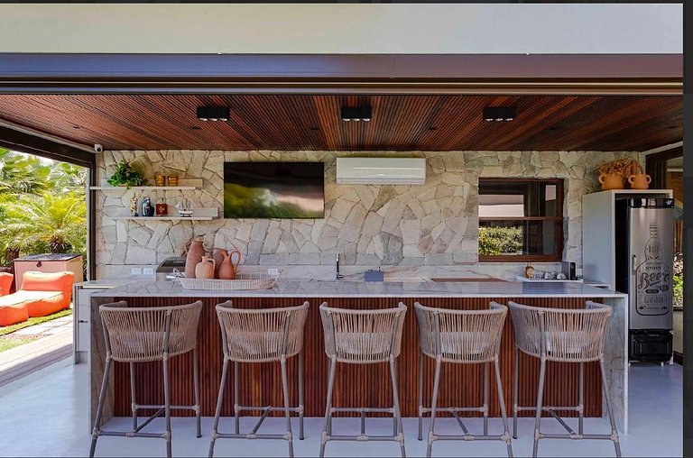 Lujo y Confort a 100m del Mar - Prf004