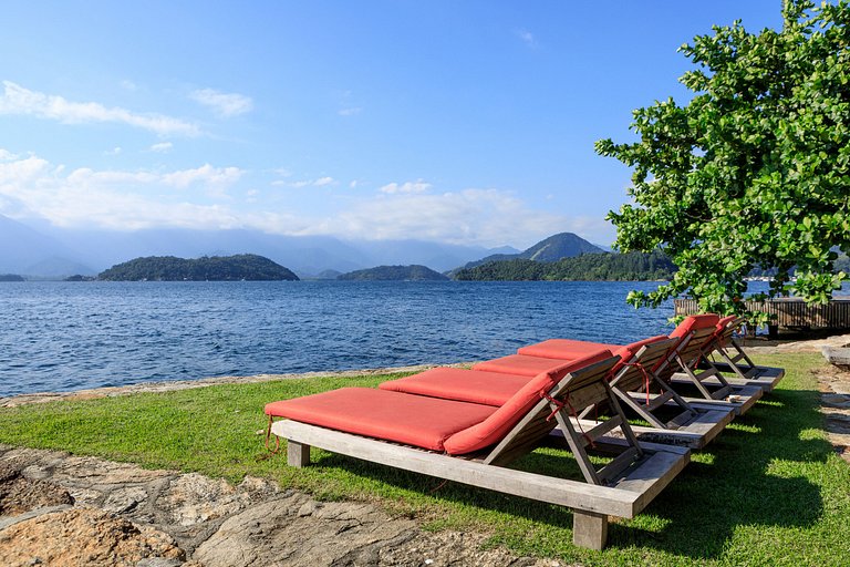 Spectacular villa in Angra dos Reis