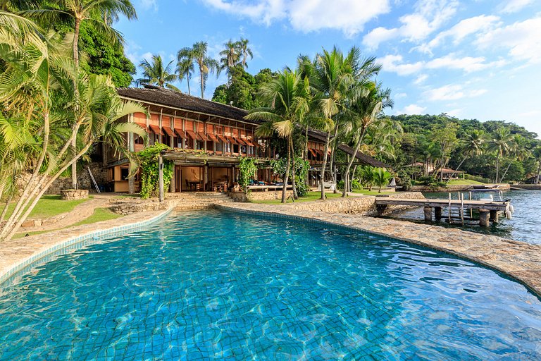 Spectacular villa in Angra dos Reis