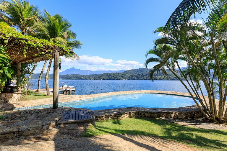 Espectacular villa en Angra dos Reis