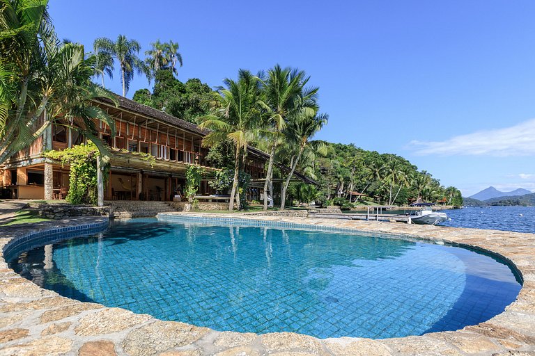 Villa spectaculaire à Angra dos Reis