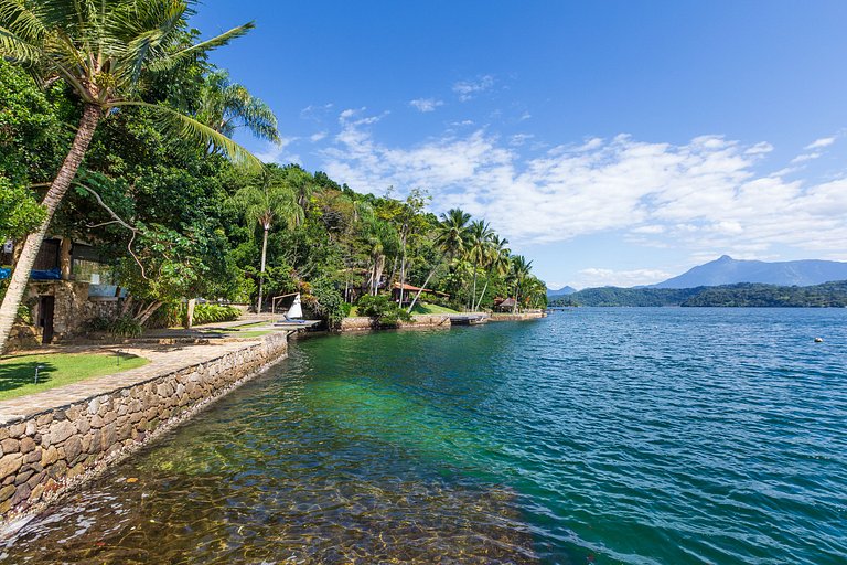 Spectacular villa in Angra dos Reis