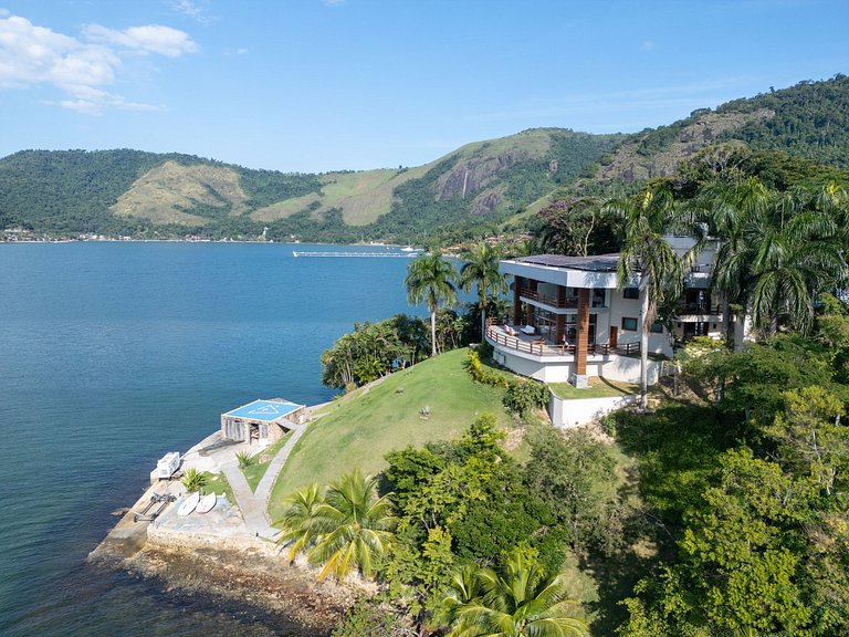 Luxurious island in Angra dos Reis