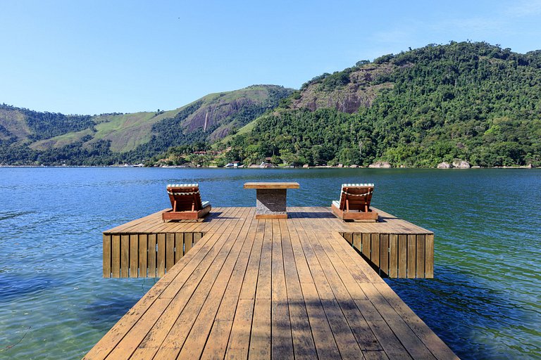 Luxuosa ilha em Angra dos Reis
