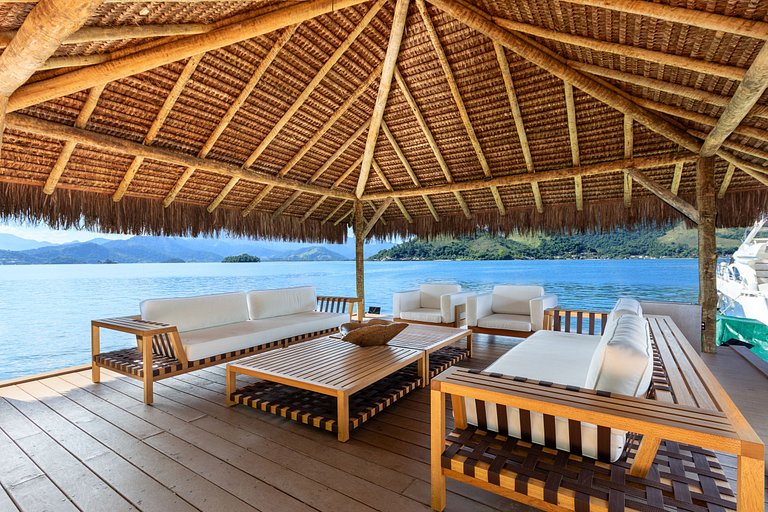 Luxurious island in Angra dos Reis