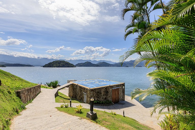 Luxurious island in Angra dos Reis