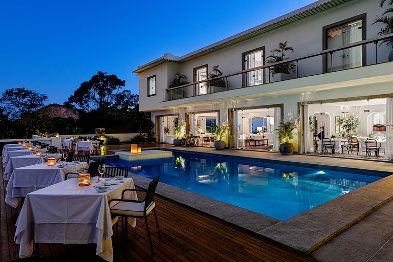 Villa à Santa Teresa avec piscine - San002