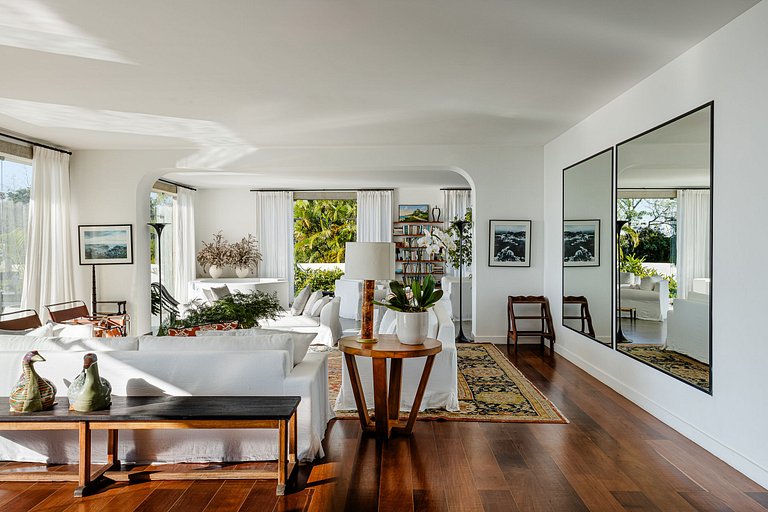 Mansão em Santa Teresa com piscina - San002