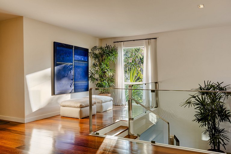 Villa à Santa Teresa avec piscine - San002