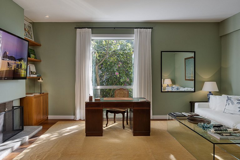 Villa en Santa Teresa con piscina - San002