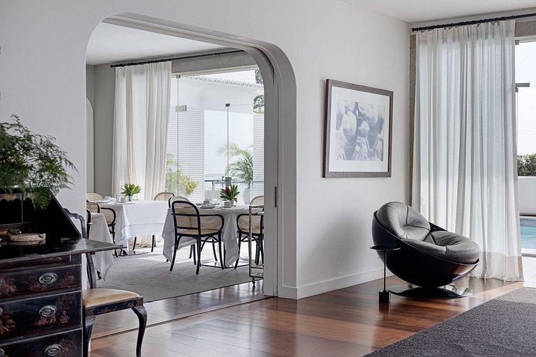 Villa a Santa Teresa con piscina - San002