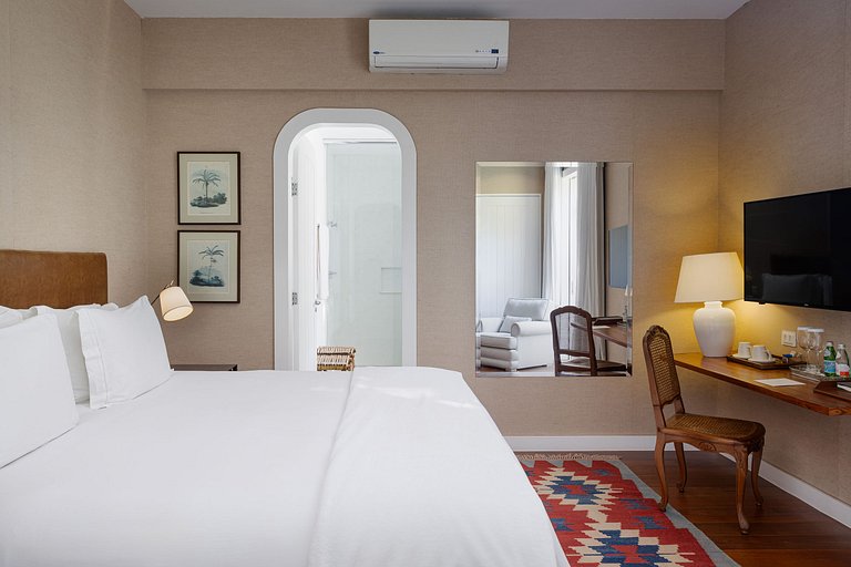 Villa à Santa Teresa avec piscine - San002