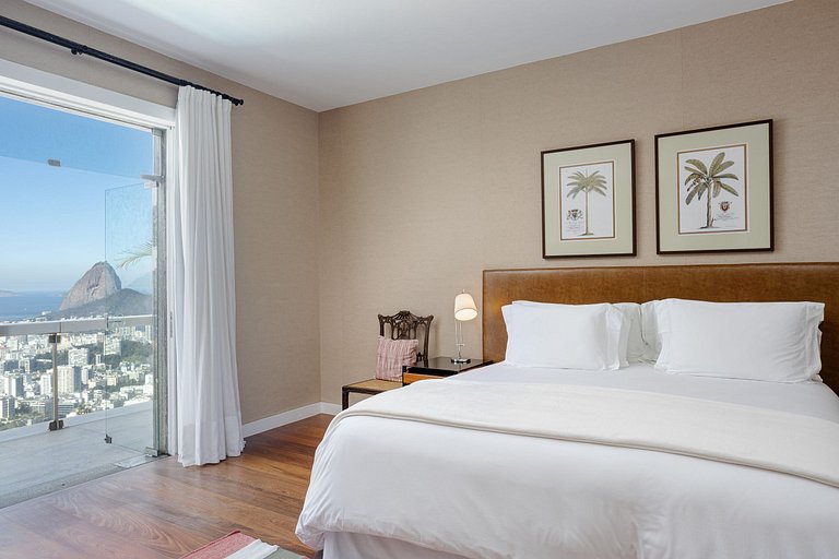 Villa à Santa Teresa avec piscine - San002