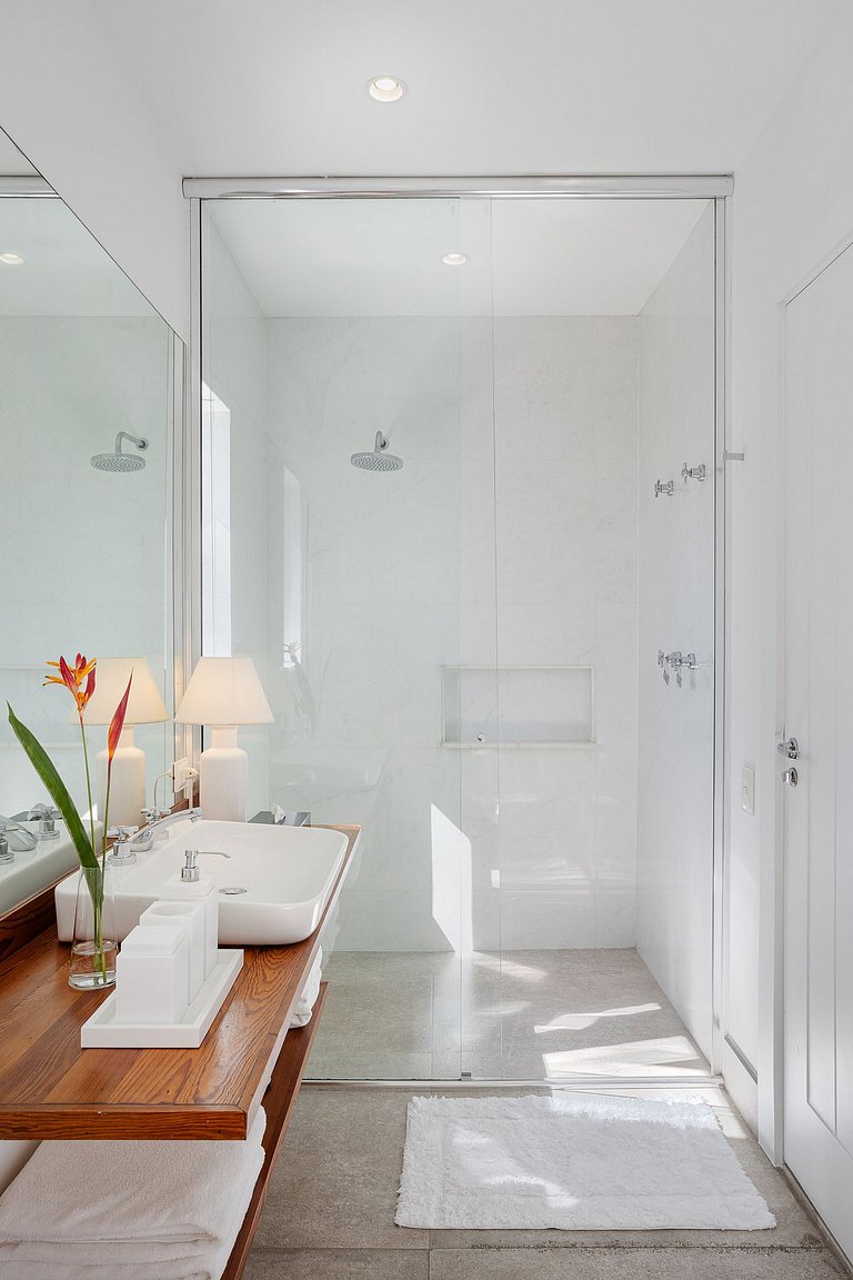 Villa à Santa Teresa avec piscine - San002