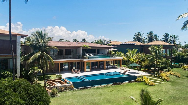 Refúgio Pé na Areia em Praia do Forte - Prf006