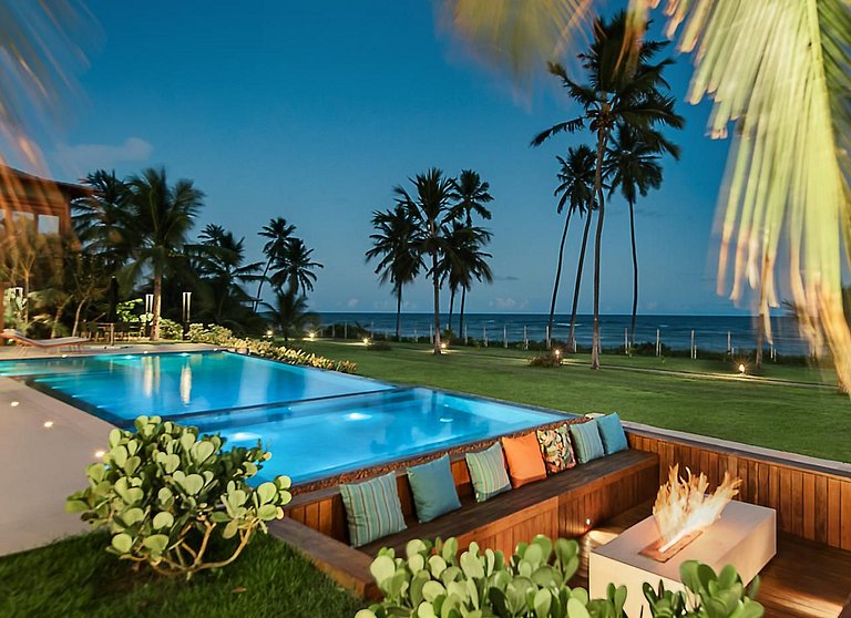 Refugio Frente al Mar en Praia do Forte - Prf006