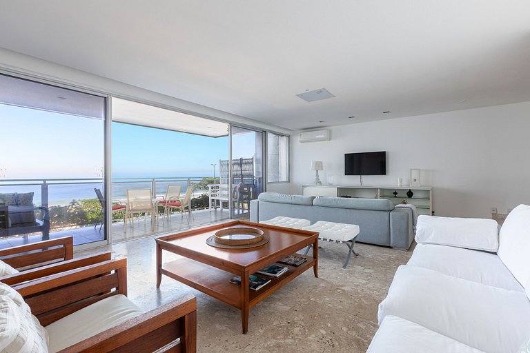 Grand Appartement en Front de Mer à Ipanema - Ipa007