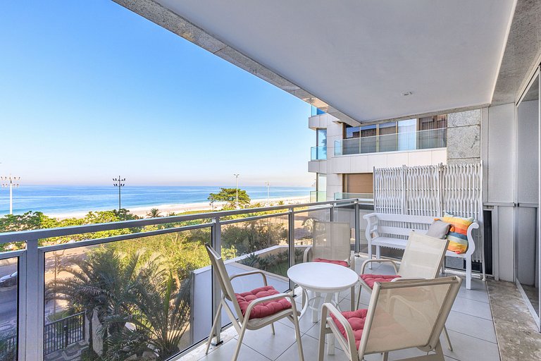 Grand Appartement en Front de Mer à Ipanema - Ipa007