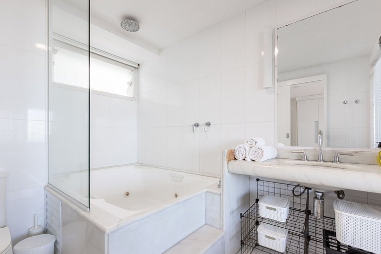 Grand Appartement en Front de Mer à Ipanema - Ipa007