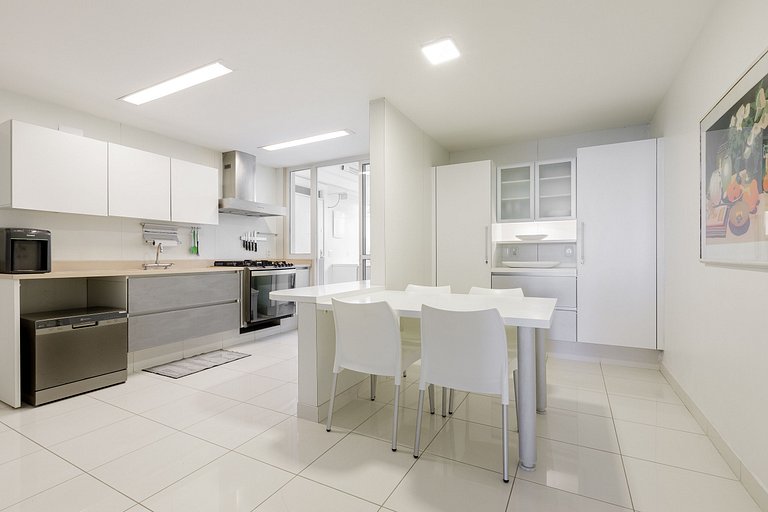 Grande Apartamento Frente-Mar em Ipanema - Ipa007